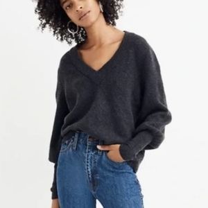 Madewell Dashwood v-neck sweater SZ.XS Gray wool blend